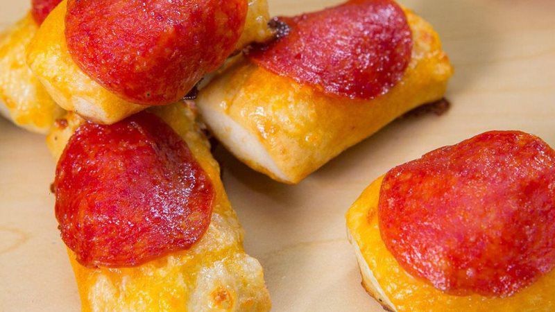 pepperoni-bitz-pretzel